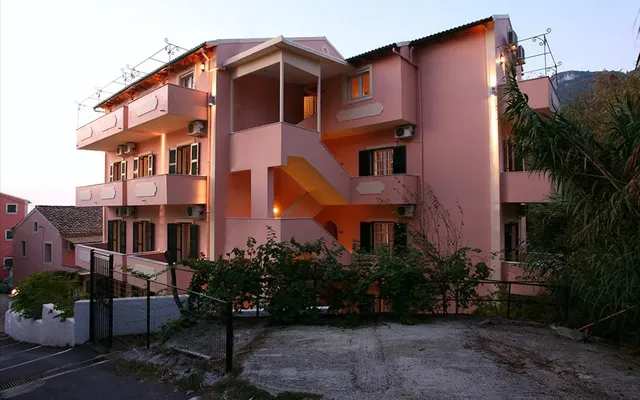 Отель в Corfu