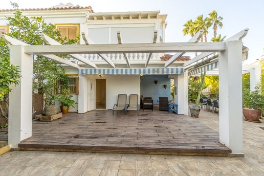 Таунхаус в Миль Пальмерас