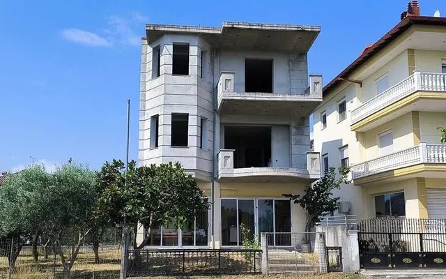 Мезонет в Паралиа