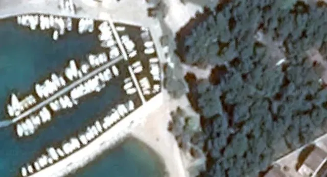 Земельный участок в Вода