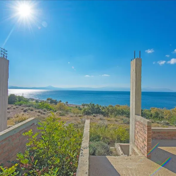 Отдельный дом в Loutraki - Perachora, фото 1