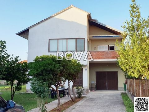 Дом в Задар