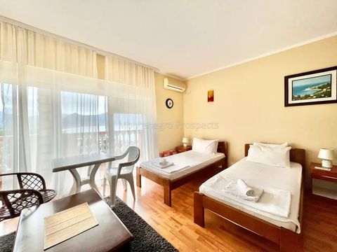 Отель в Петровац