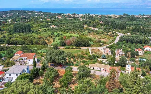 Земельный участок в Corfu