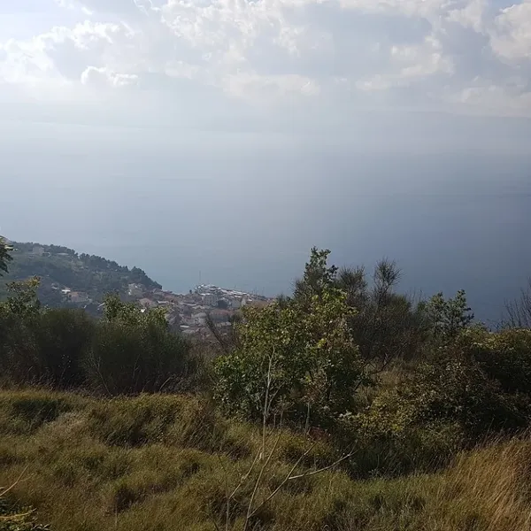 Земельный участок в Дуги-Рат, фото 1