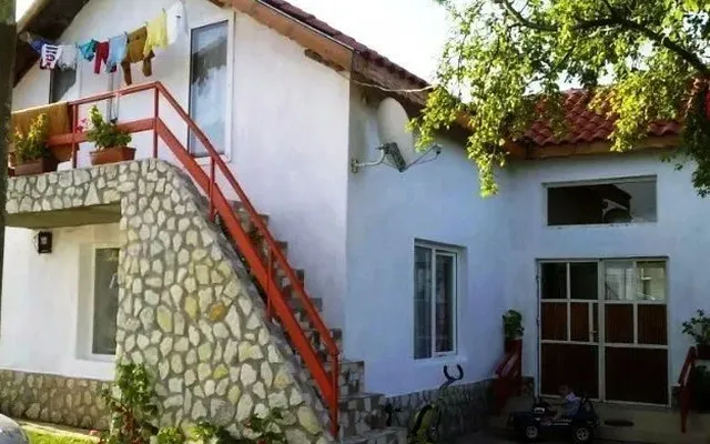 Дом в Добрич