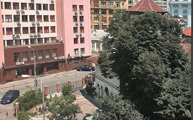 Квартира в Бухарест