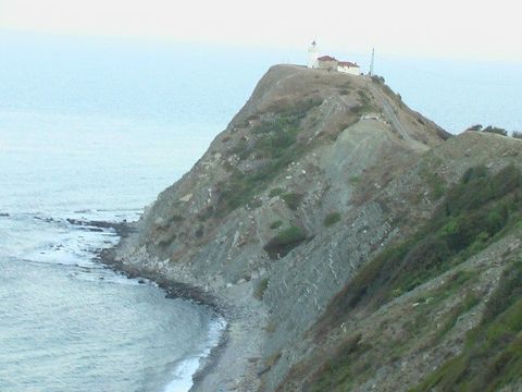 Земельный участок в Емона