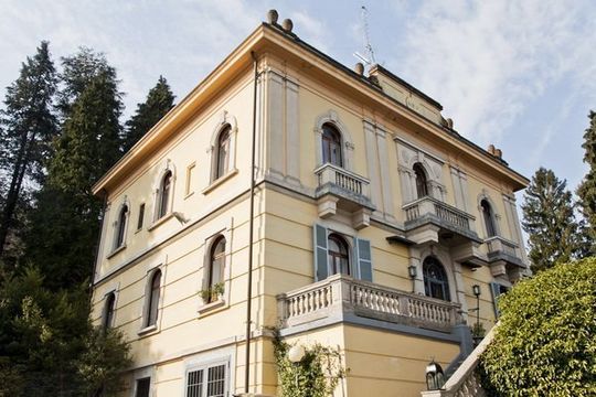 Вилла в Стреза