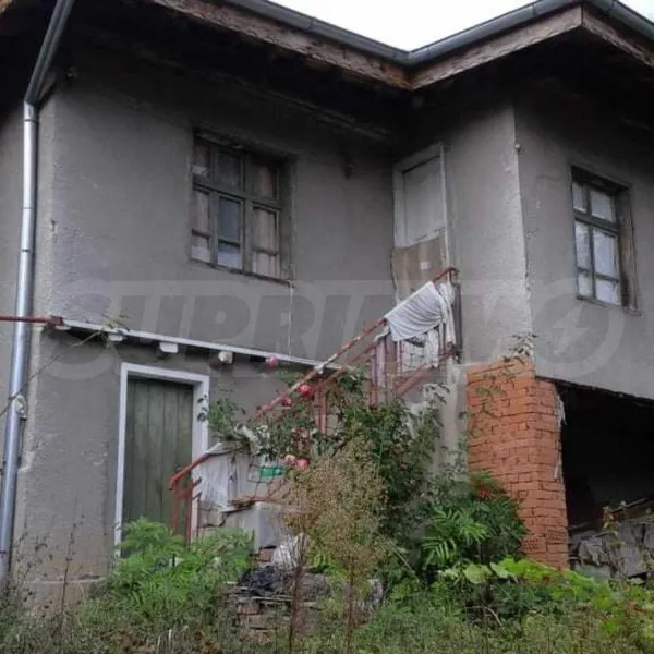 Дом в Стара Загора, фото 1