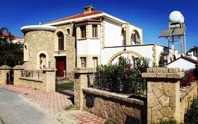 Вилла в Лапта