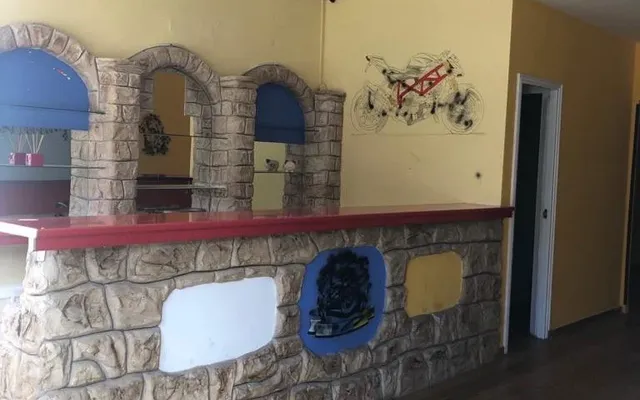 Коммерческая недвижимость в Адехе