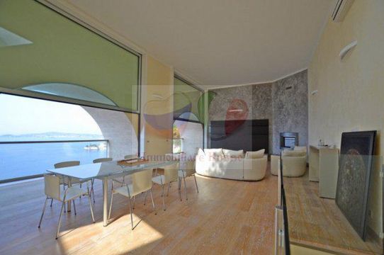 Вилла в Кап-Д'ай