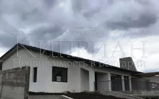 Дом в Варна