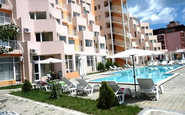 Квартира в Солнечный берег