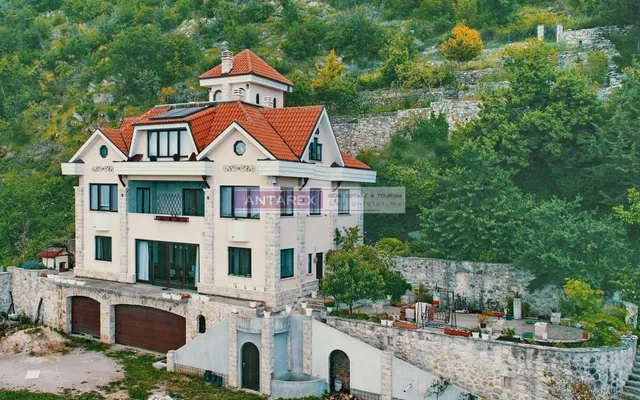 Вилла в Черногория