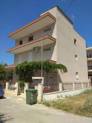 Отдельный дом в Stavroupoli