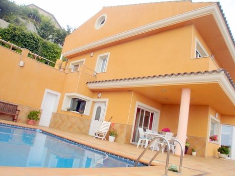 Вилла в Санта-сусанна