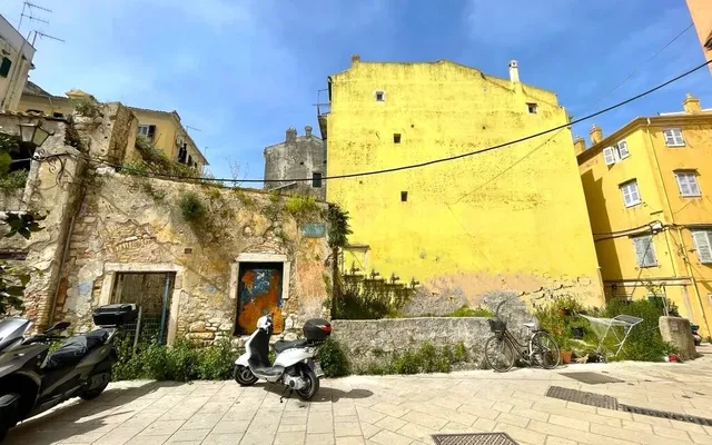 Земельный участок в Corfu