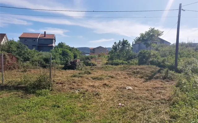 Земельный участок в Тиват