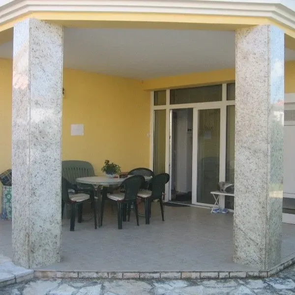 Дом в Пула, фото 1