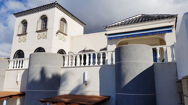 Вилла в Адехе