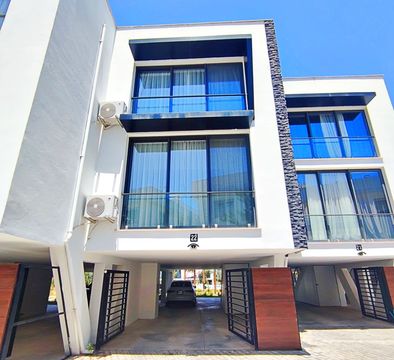 Таунхаус в Кирения (Гирне)