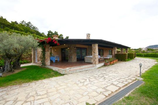 Вилла в Ольбия