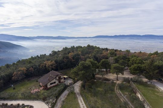 Вилла в Сполето