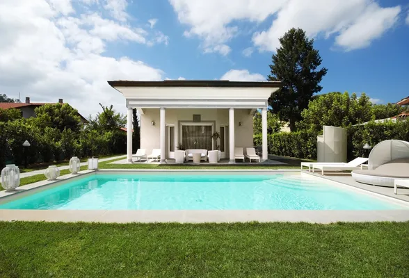 Вилла в Форте-дей-Марми