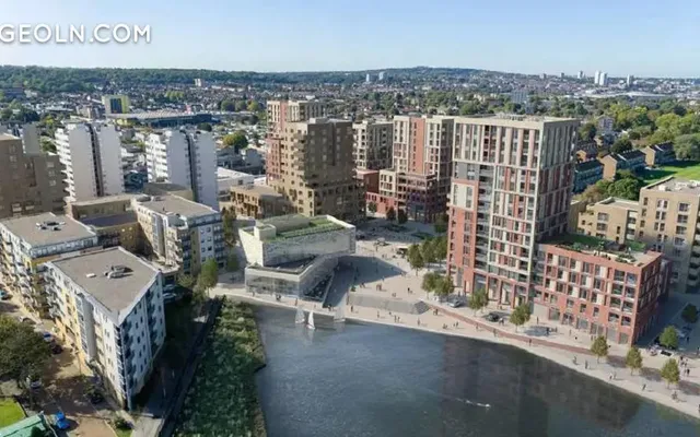 Southmere in London