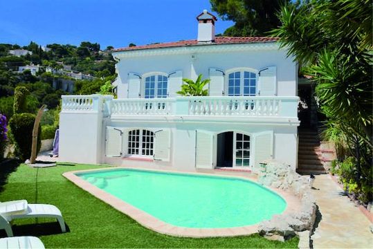 Вилла в Виллефранче Сур Мер