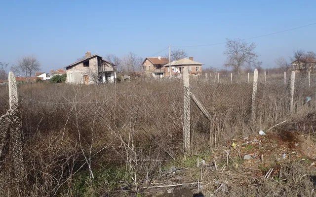 Земельный участок в Русокастро