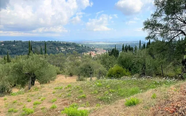 Земельный участок в Corfu