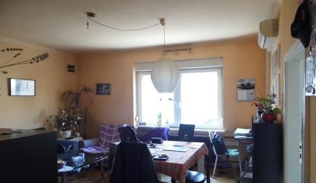 Дом в Любляна