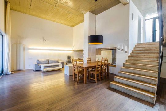 Дом в Центр