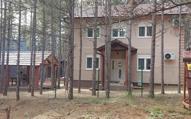 Дом в Сербия