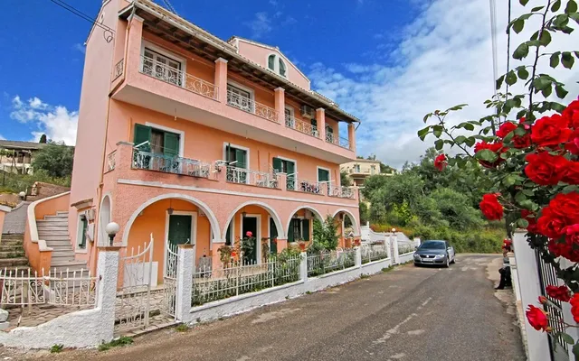 Отель в Corfu