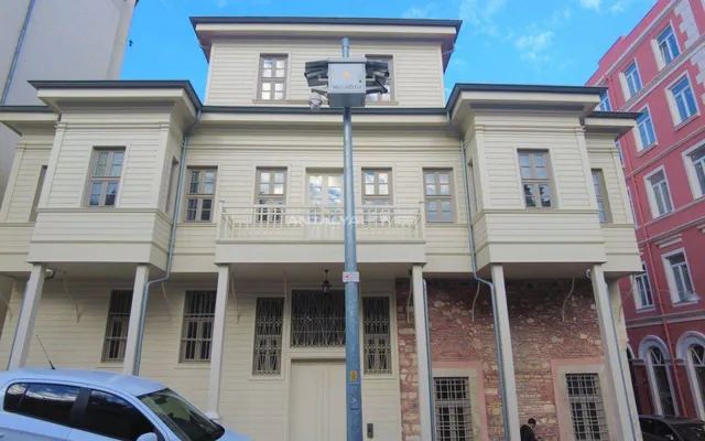 Квартира в Асмалы Mescit
