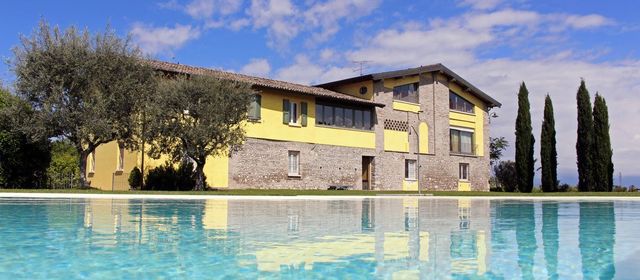 Коммерческая недвижимость в Дезенцано-дель-Гарда