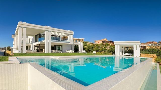 Вилла в Бенавис