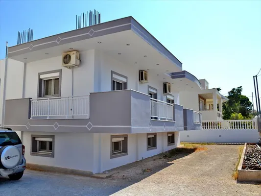 Коммерческая недвижимость в Loutraki - Perachora