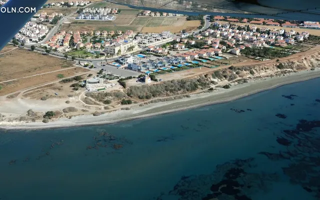 Faros Luxury Apartments in Perivolia