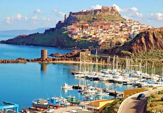 Квартира в Кастельсардо