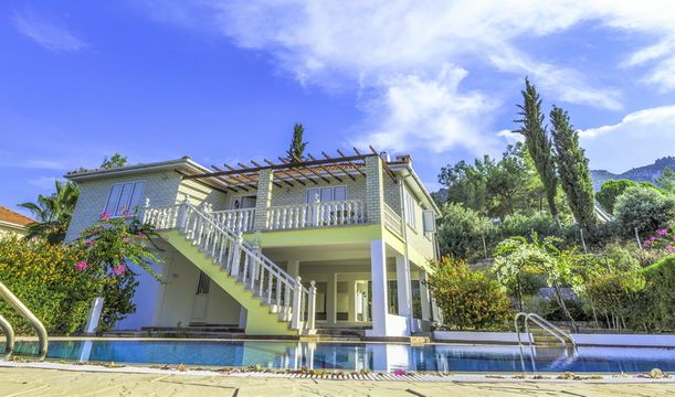 Таунхаус в Чаталкой