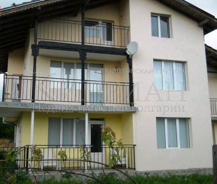 Дом в Варна