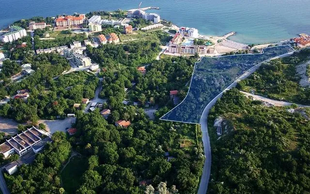 Земельный участок в Балчик