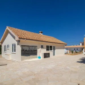 Бунгало в Κοινότητα Τάλας, фото 3