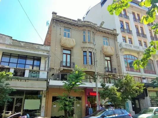 Коммерческая недвижимость в European Centre for the Development of Vocational Training