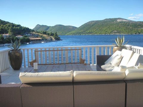 Вилла в Стон